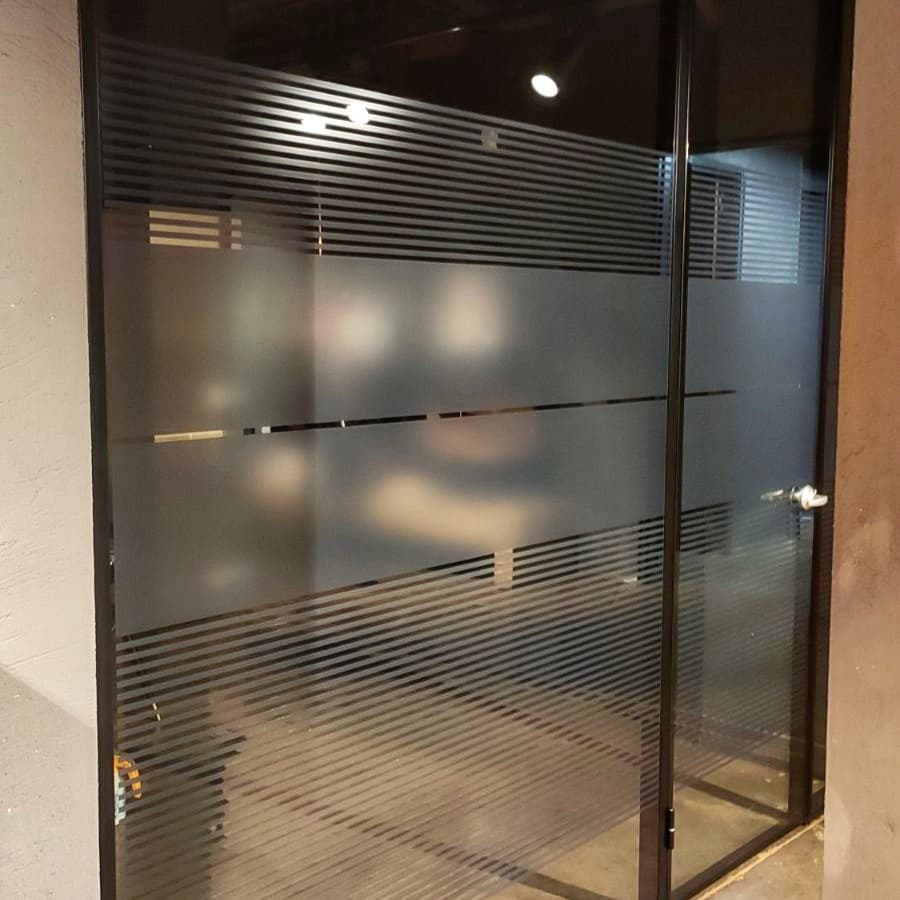 Установка защитной пленки